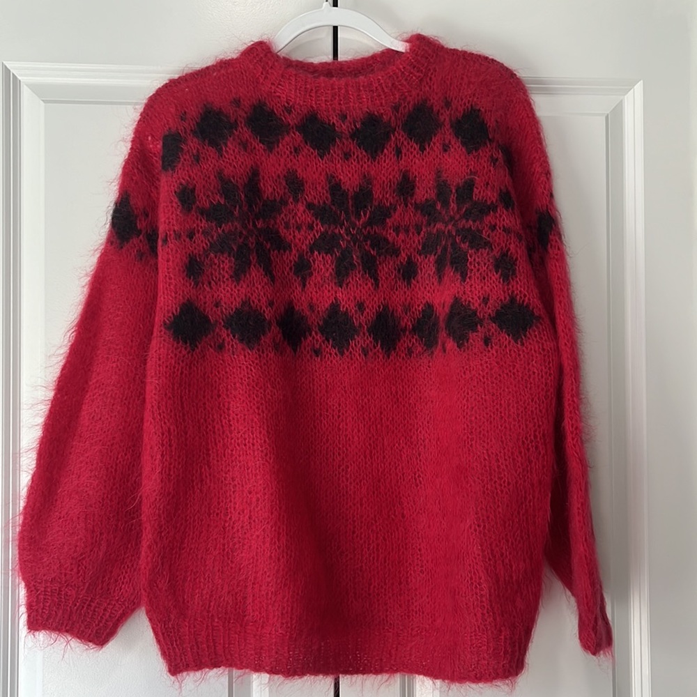 Hand Knit Mohair Blend Sweater. Medium with loose comfortable fit.
